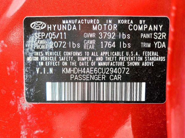 2012 HYUNDAI ELANTRA