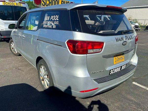 2017 KIA SEDONA L