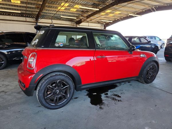 2013 MINI COOPER