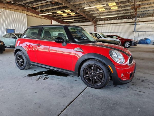 2013 MINI COOPER
