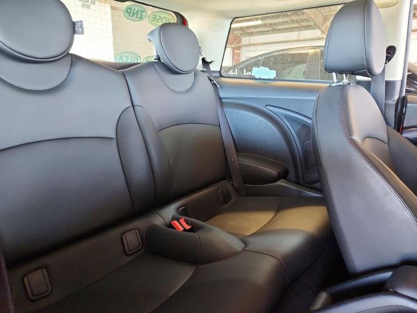 2013 MINI COOPER