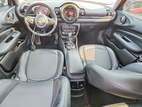 2017 MINI COOPER