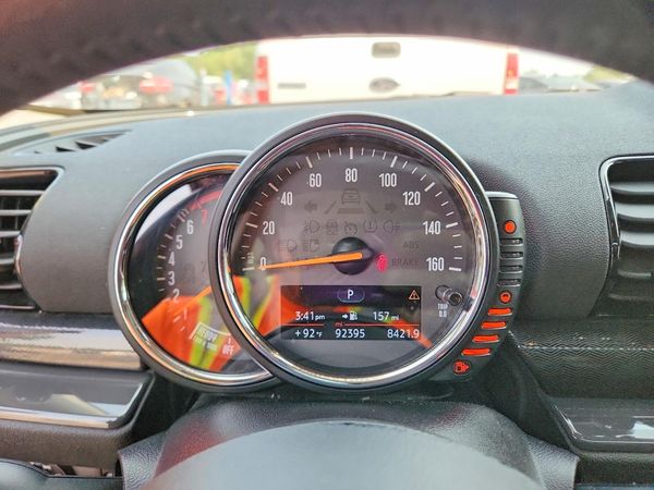 2017 MINI COOPER