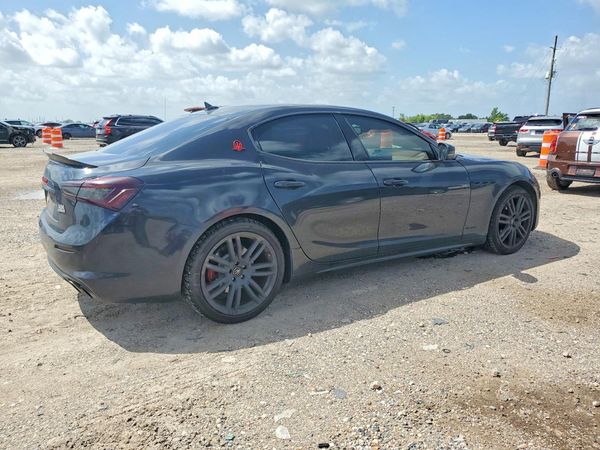 2019 MASERATI GHIBLI
