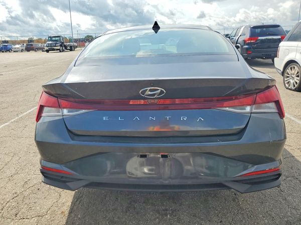 2021 HYUNDAI ELANTRA