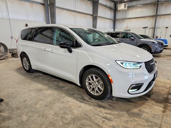 2024 CHRYSLER PACIFICA