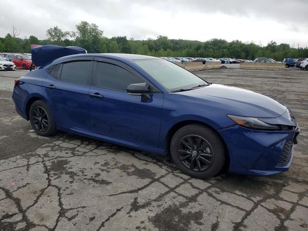 2025 TOYOTA CAMRY