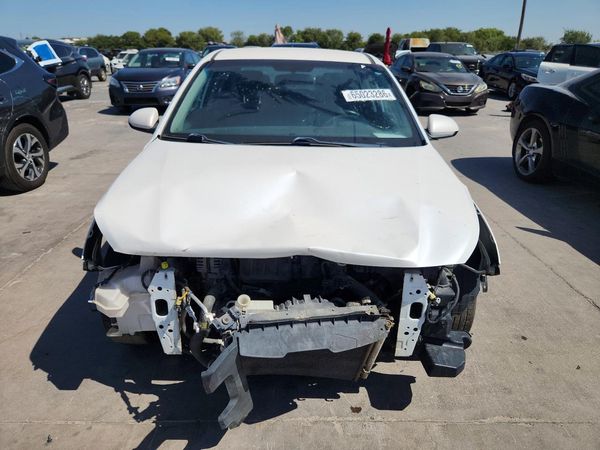 2018 HYUNDAI ACCENT SE and SEL