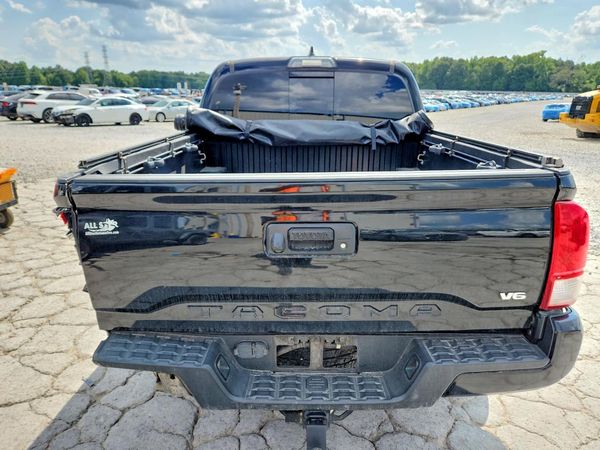 2017 TOYOTA TACOMA