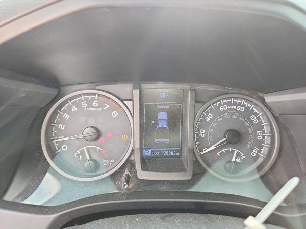 2017 TOYOTA TACOMA