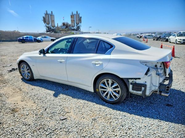 2016 INFINITI Q50