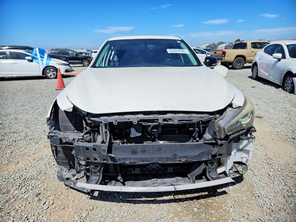 2016 INFINITI Q50