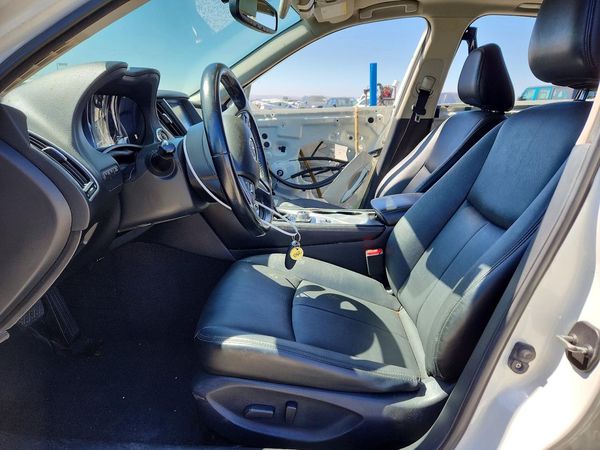 2016 INFINITI Q50