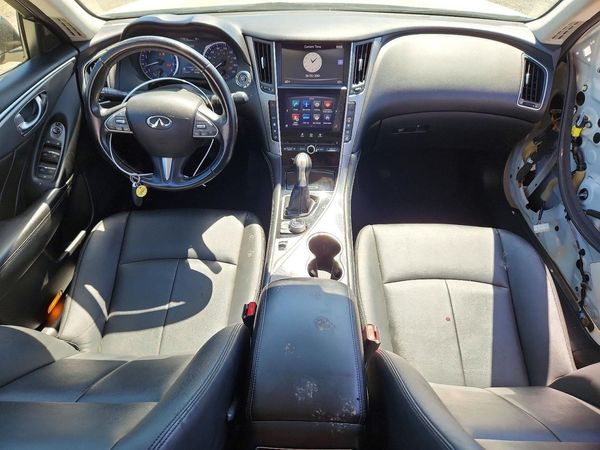 2016 INFINITI Q50