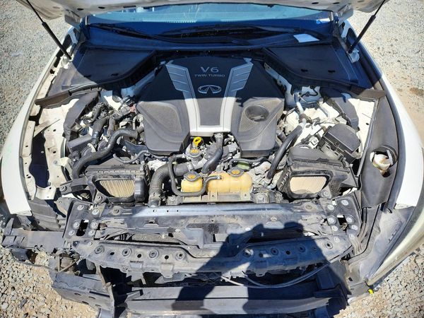 2016 INFINITI Q50