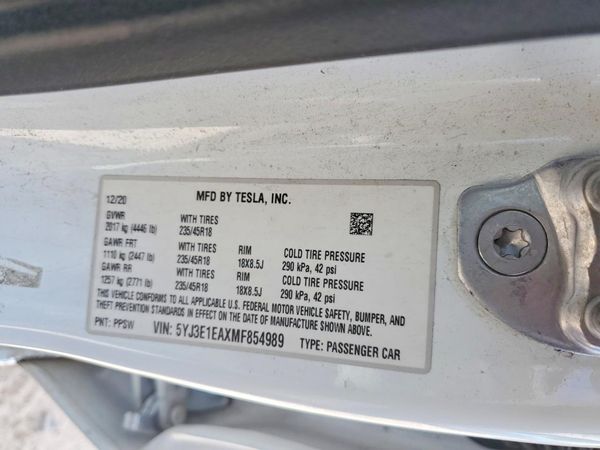2021 TESLA MODEL 3