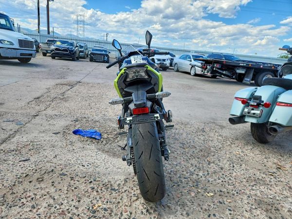 2026 KAWASAKI EX650