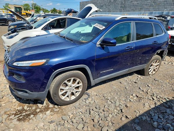 2015 JEEP CHEROKEE LATITUDE 4X4