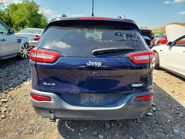 2015 JEEP CHEROKEE LATITUDE 4X4