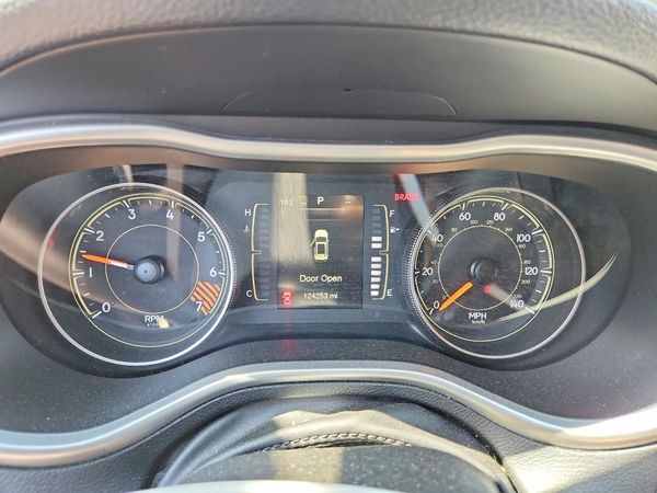 2015 JEEP CHEROKEE LATITUDE 4X4