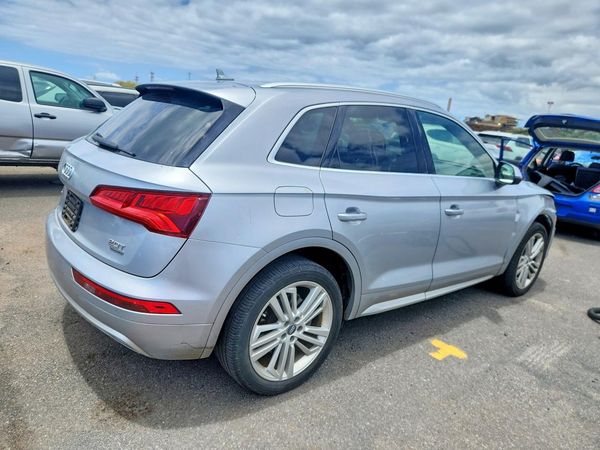 2018 AUDI Q5 quattro Prestige