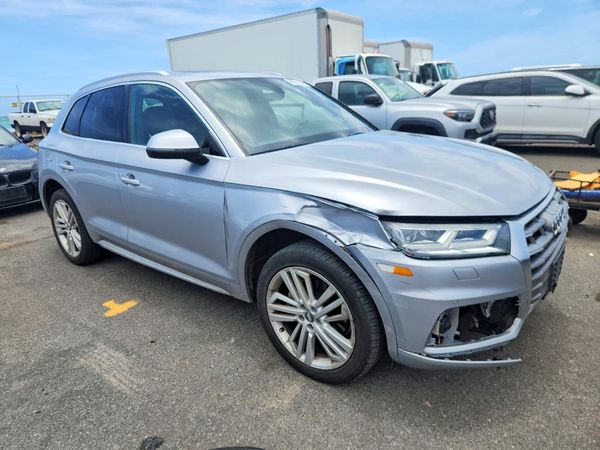 2018 AUDI Q5 quattro Prestige