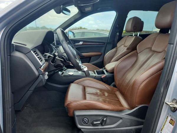 2018 AUDI Q5 quattro Prestige