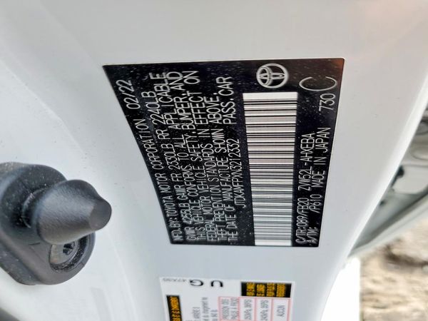 2022 TOYOTA PRIUS — VINS