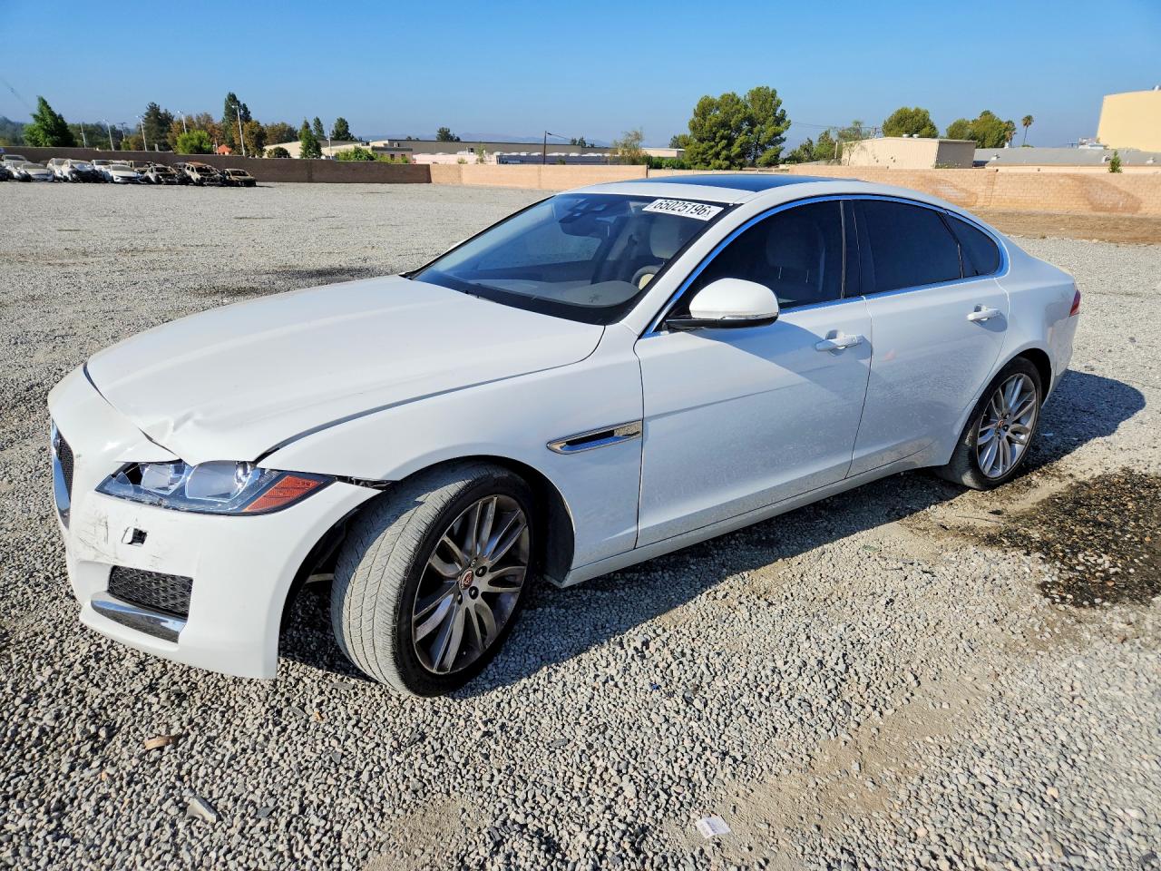 2017 JAGUAR XF Prestige