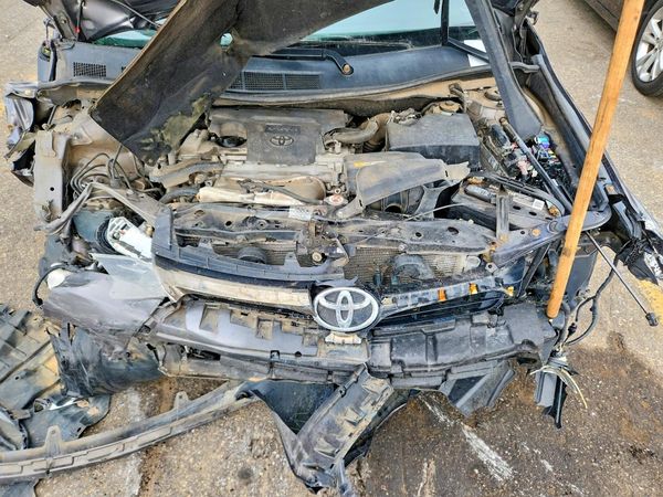 2017 TOYOTA CAMRY LE/SE/XLE/XSE — Engine bay