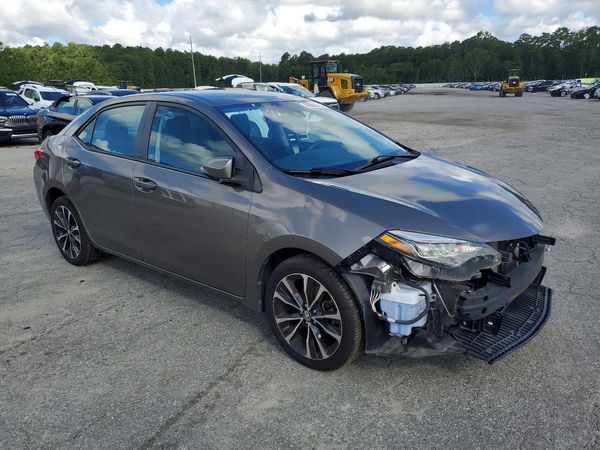 2017 TOYOTA COROLLA