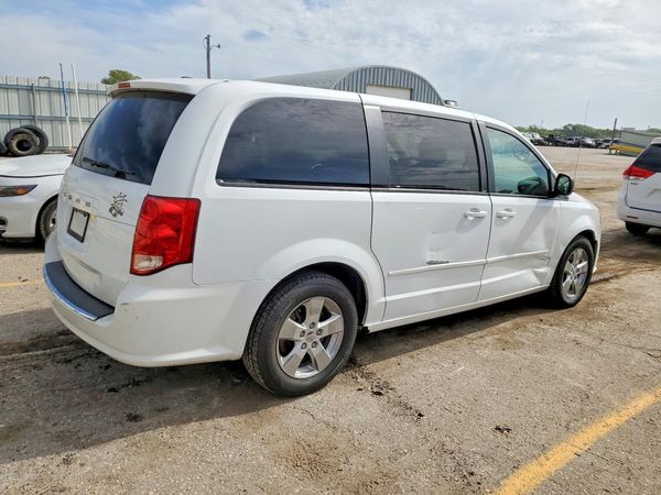 2013 DODGE GRAND CARAVAN SE
