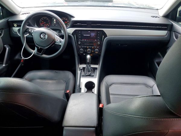 2021 VOLKSWAGEN PASSAT SE