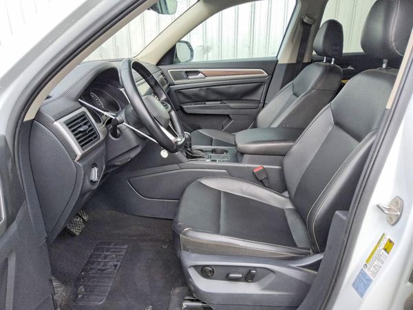 2021 VOLKSWAGEN ATLAS SE w/ Tech — DENT