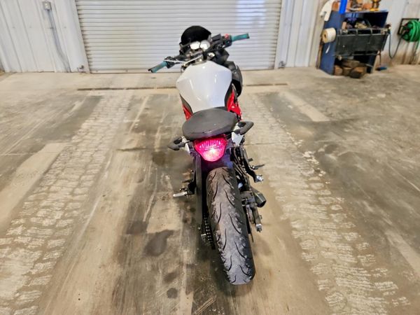 2013 YAMAHA FZ6