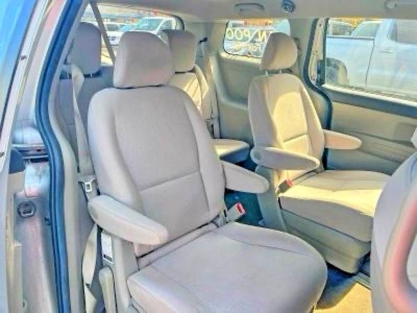 2018 KIA SEDONA L