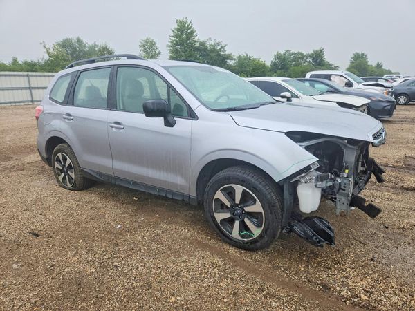2018 SUBARU FORESTER Base P