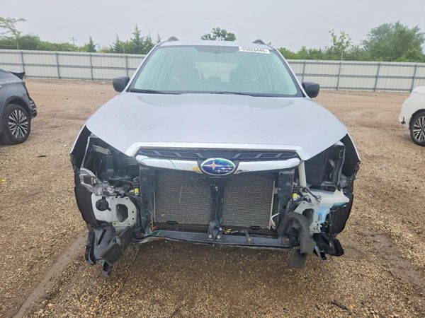 2018 SUBARU FORESTER Base P