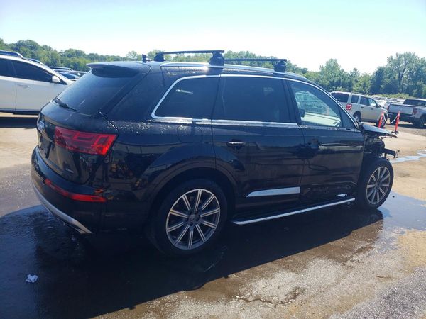2018 AUDI Q7 quattro Premium Plus