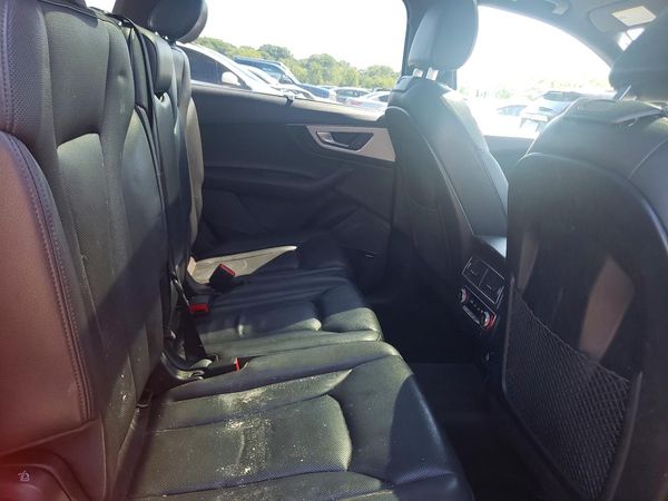 2018 AUDI Q7 quattro Premium Plus
