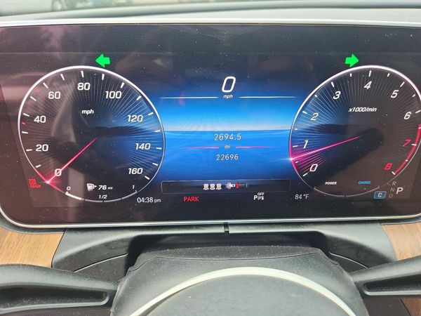 2024 MERCEDES-BENZ C