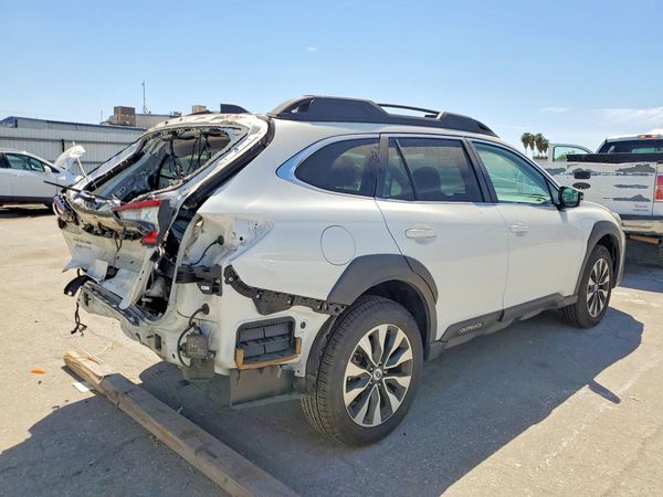 2025 SUBARU OUTBACK