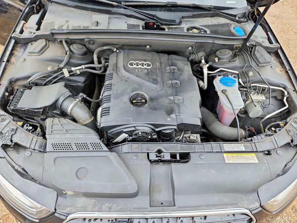 2015 AUDI A4 quattro Premium Plus