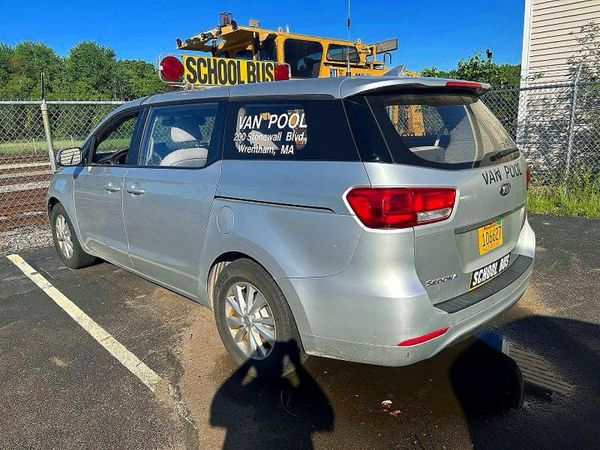 2017 KIA SEDONA L