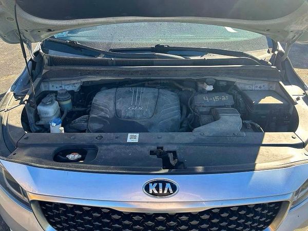 2017 KIA SEDONA L