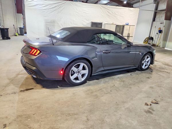 2026 FORD MUSTANG I4