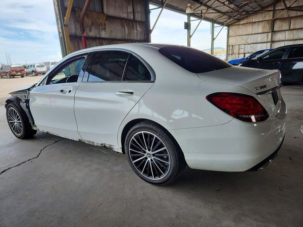 2020 MERCEDES-BENZ C C300