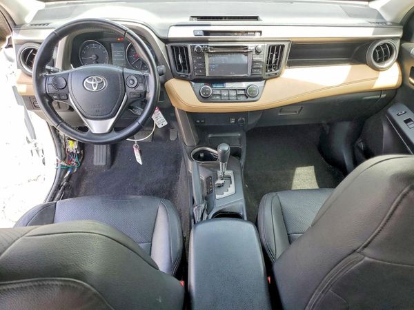 2017 TOYOTA RAV4 XLE