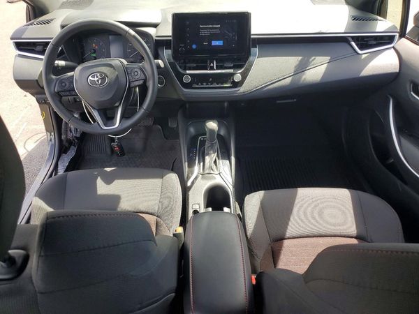 2024 TOYOTA COROLLA
