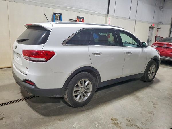 2017 KIA SORENTO L, LX